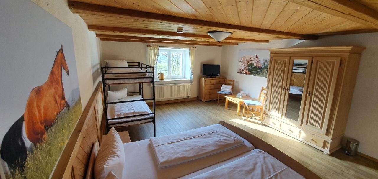 Allgaeu Meadow Ranch Hergatz Exterior foto